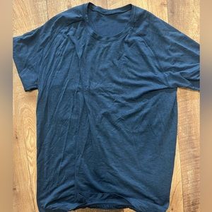 Lot of 3 Lululemon shirts